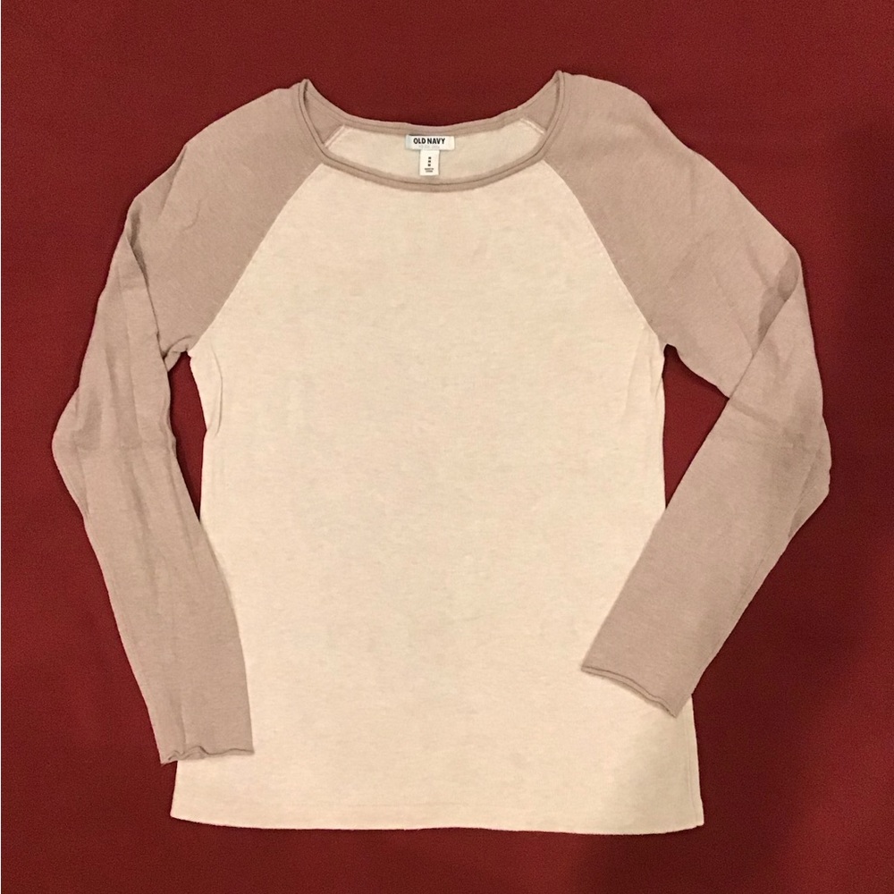 Old Navy Cream and Tan Raglan Sweater